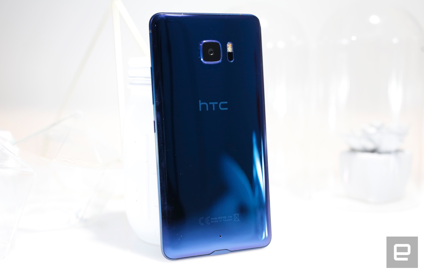 HTC U Ultra review: Bad decisions in a beautiful body - Tanzania News,  Business and Technology News Tanzania