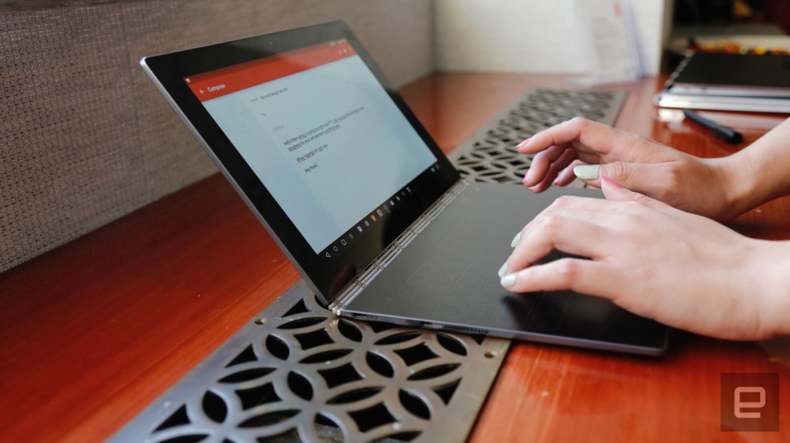 Lenovo's new Yoga Book actually has dual screens